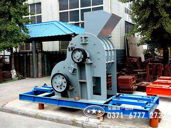 爐渣粉碎機價格多少錢？