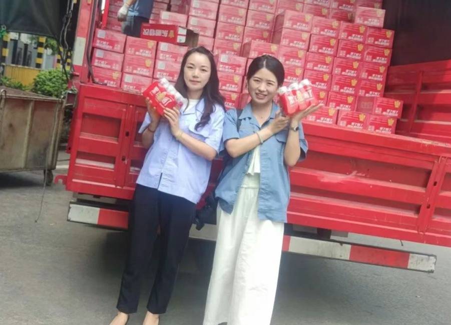 清涼一夏，關懷無限丨志成全體員工福利飲料發放活動