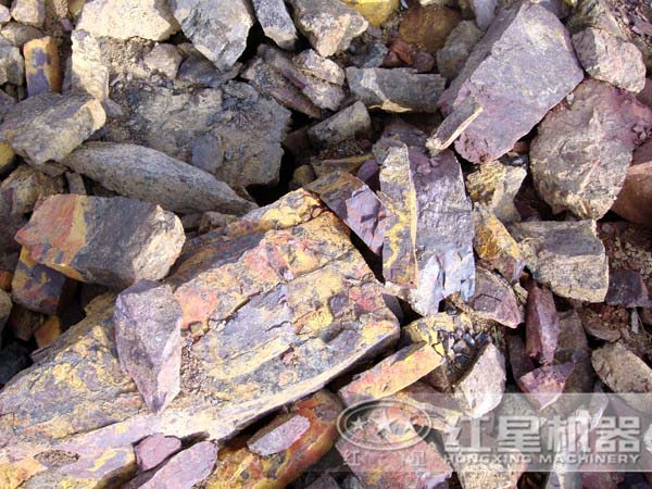 鐵礦石顎式破碎機(jī)哪家好，大概價(jià)格多少