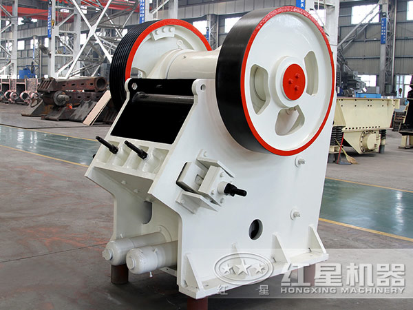 對比傳統(tǒng)鄂破機(jī)，新一代歐版鄂式破碎機(jī)具有哪些優(yōu)勢？