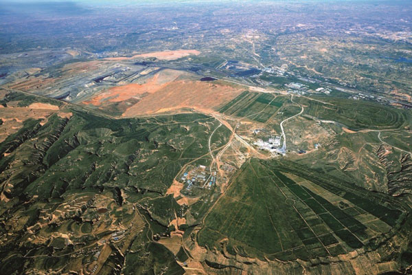 推動(dòng)綠色礦山建設(shè)，紅星破碎機(jī)廠家鼎力相助