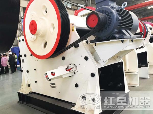 新一代CJ歐版顎式破碎機(jī)憑借高產(chǎn)、低耗迅速走紅市場