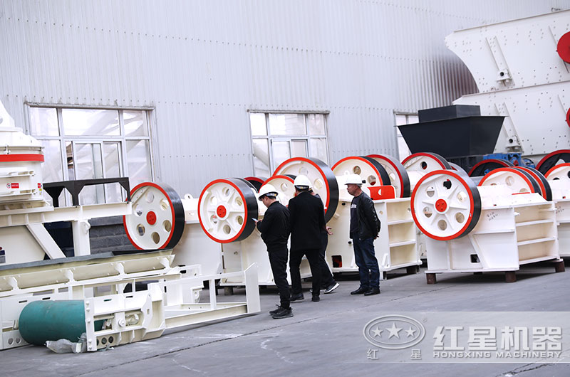 石子粉碎機(jī)有哪些？哪種適合中小型石料廠？