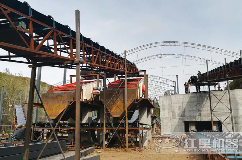 一噸原石出多少噸12、13石子？都需要哪些石子碎石機(jī)設(shè)備？
